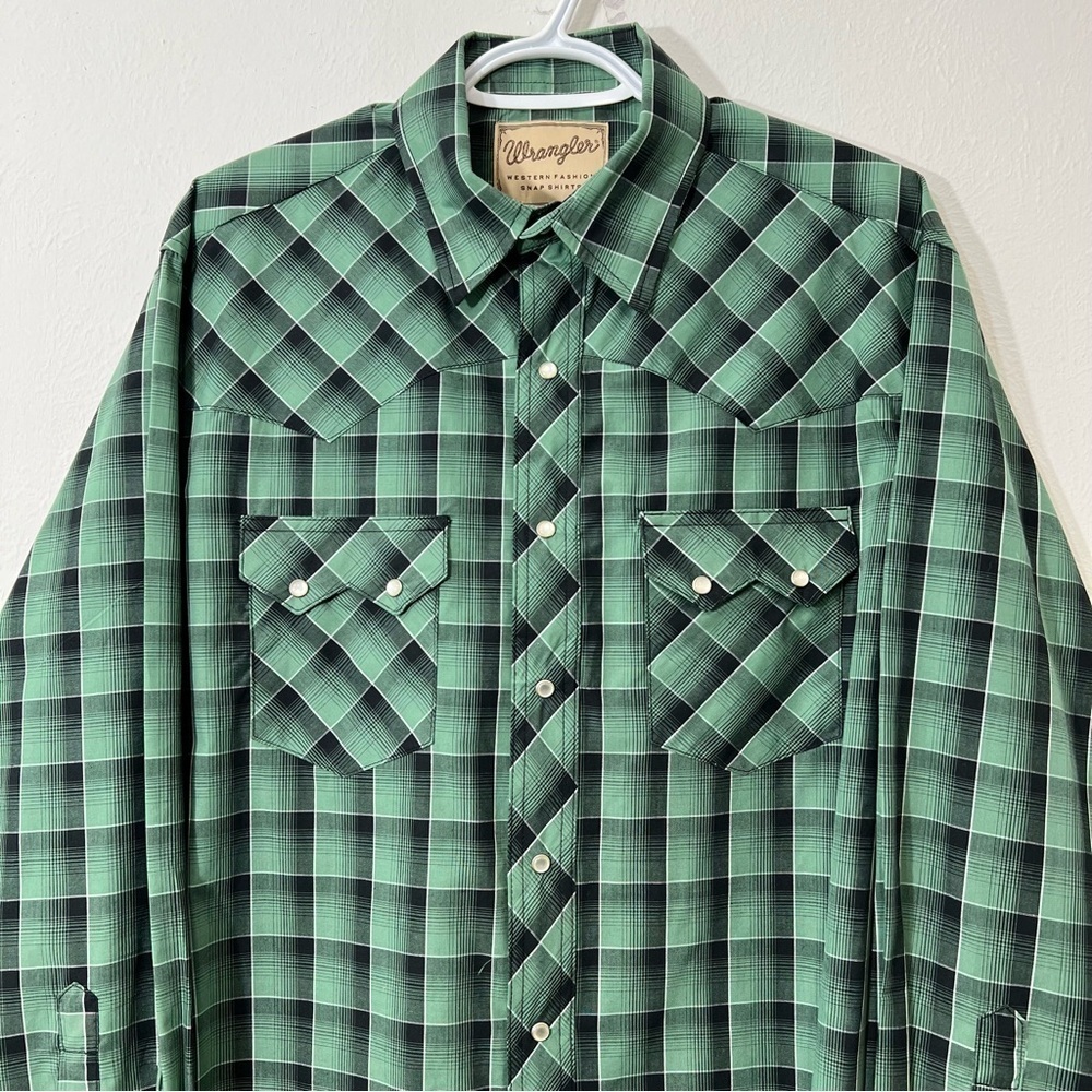 Wrangler Mens Green Plaid Front Pockets Brushpopper Pearl Snap Shirt Sz L - Picture 2 of 6